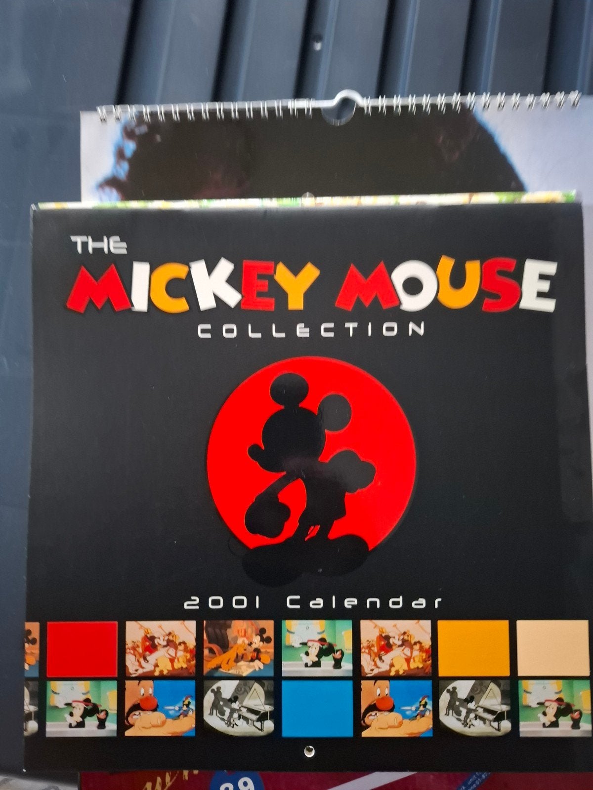 kalender Mickey Mouse 2001, Ophalen of Verzenden, Mickey Mouse, Zo goed als nieuw, Beeldje of Figuurtje