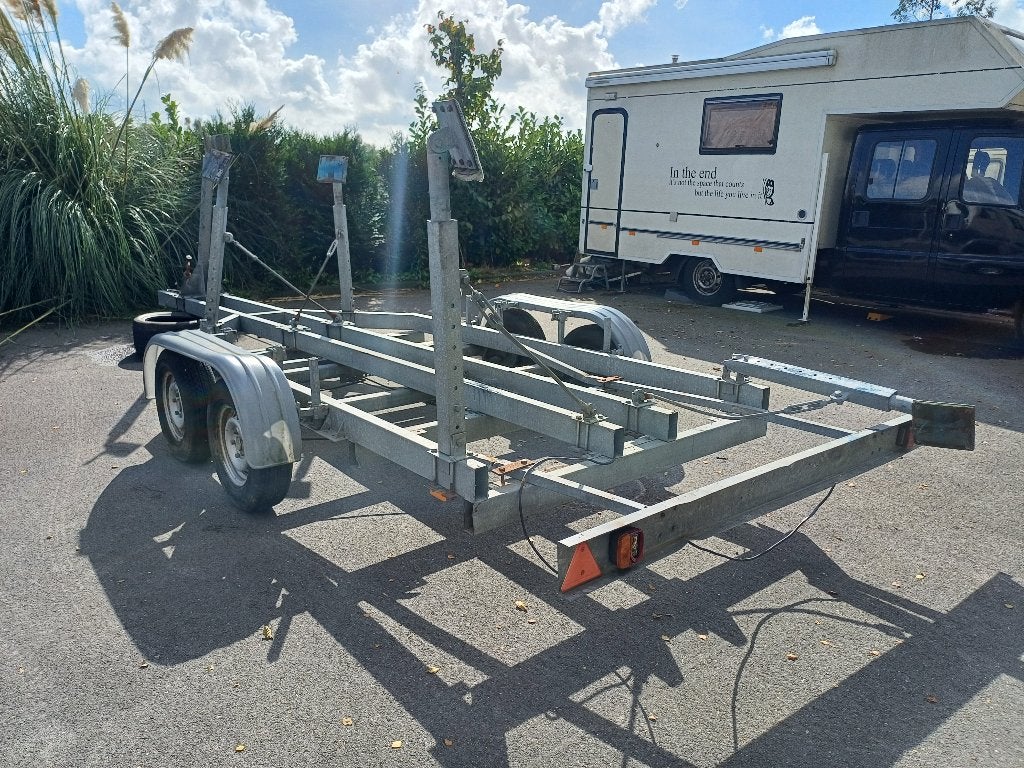 Stevige Zeilboottrailer / sloepentrailer 6.5 meter 2000 kg, Watersport en Boten, Ophalen, Gebruikt, 1500 tot 3000 kg, 6 tot 9 meter