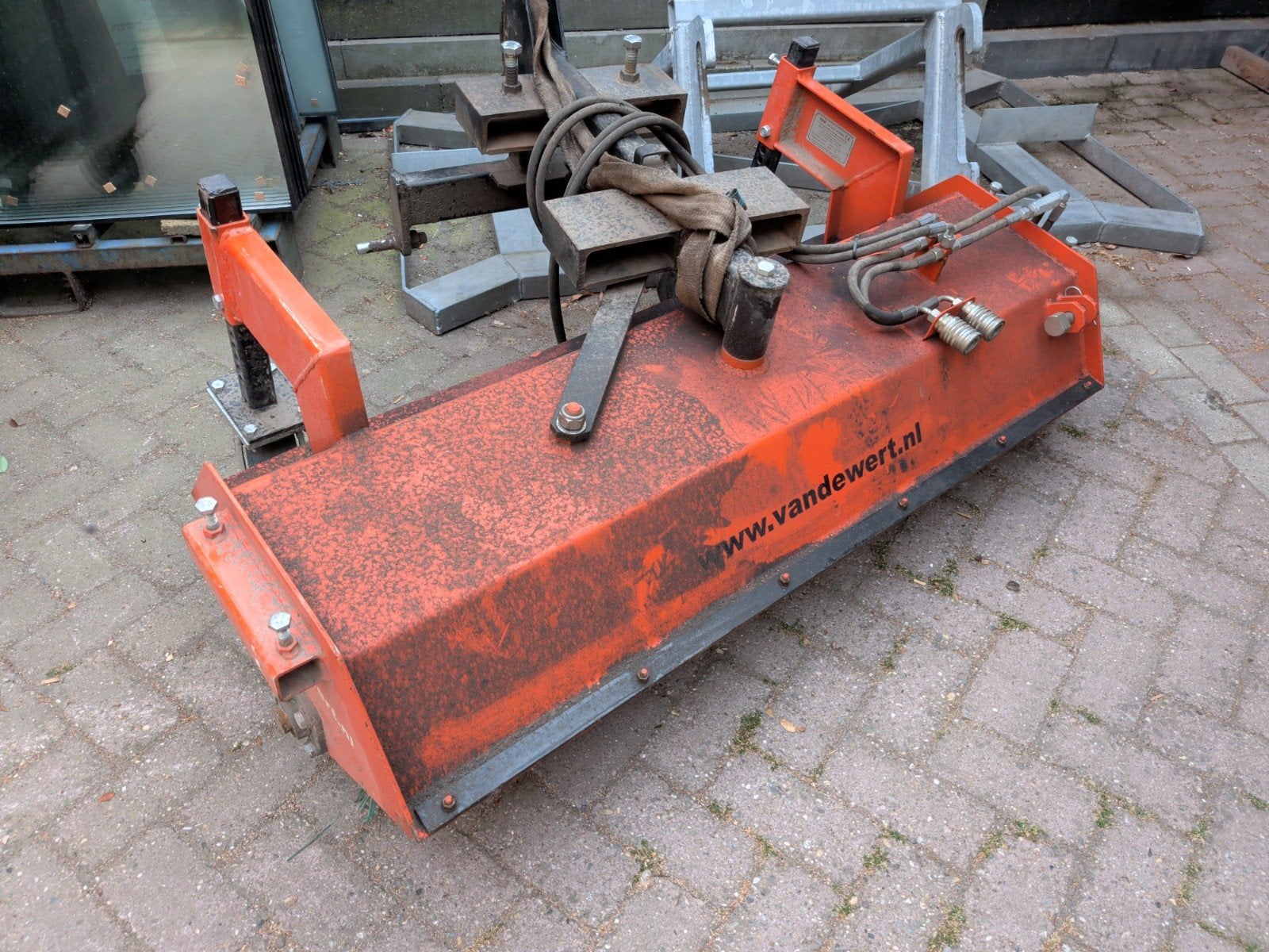 Veegmachine voor tractor of shovel, Ophalen, Gebruikt, Onbekend