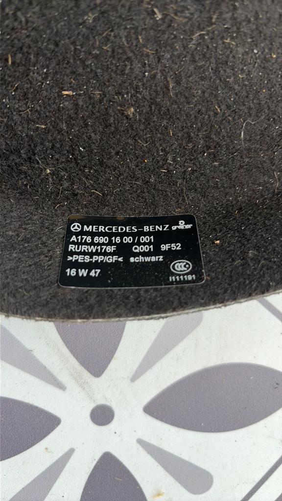 A1766901600 hoeden plank Mercedes A W176, Ophalen of Verzenden