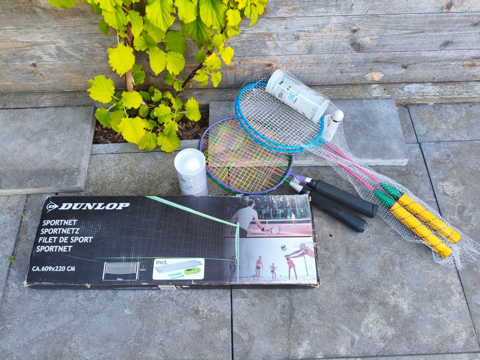 Dunlop Sportnet met badminton rackets en shuttle, Sport en Fitness, Badminton, Ophalen, Gebruikt, Racket(s)