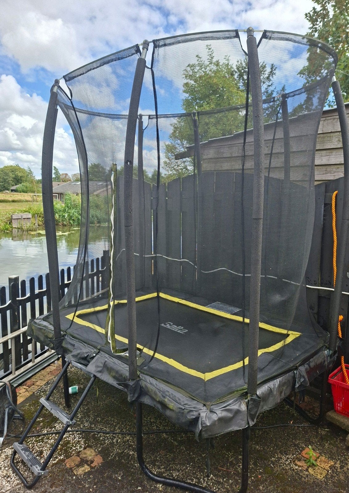 Salta Comfort Edition Trampoline 214x153 met veiligheidsnet, Ophalen, Zo goed als nieuw