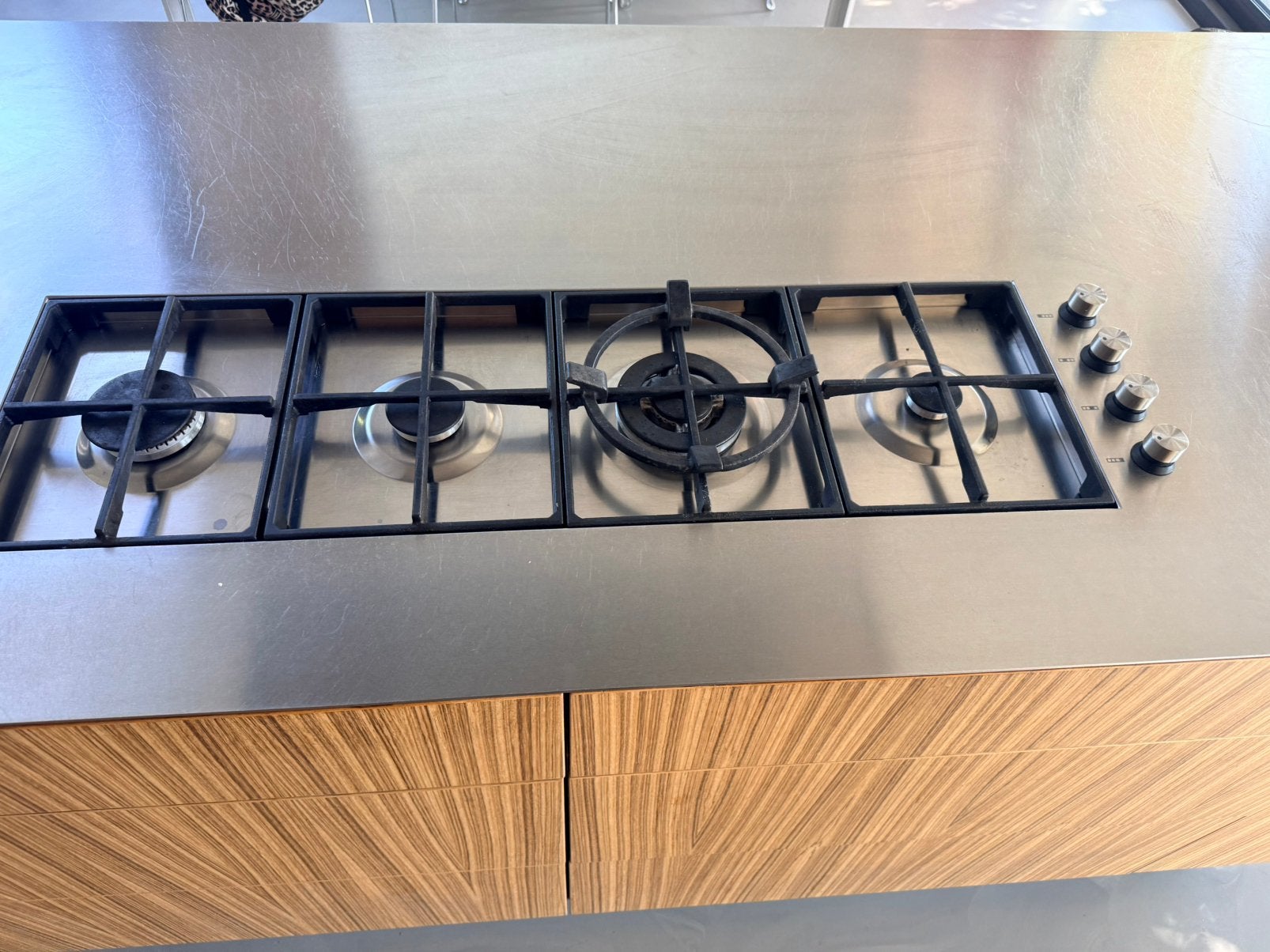 Siemens gaskookplaat met wokbrander, Ophalen, Gebruikt, 4 kookzones, Inbouw