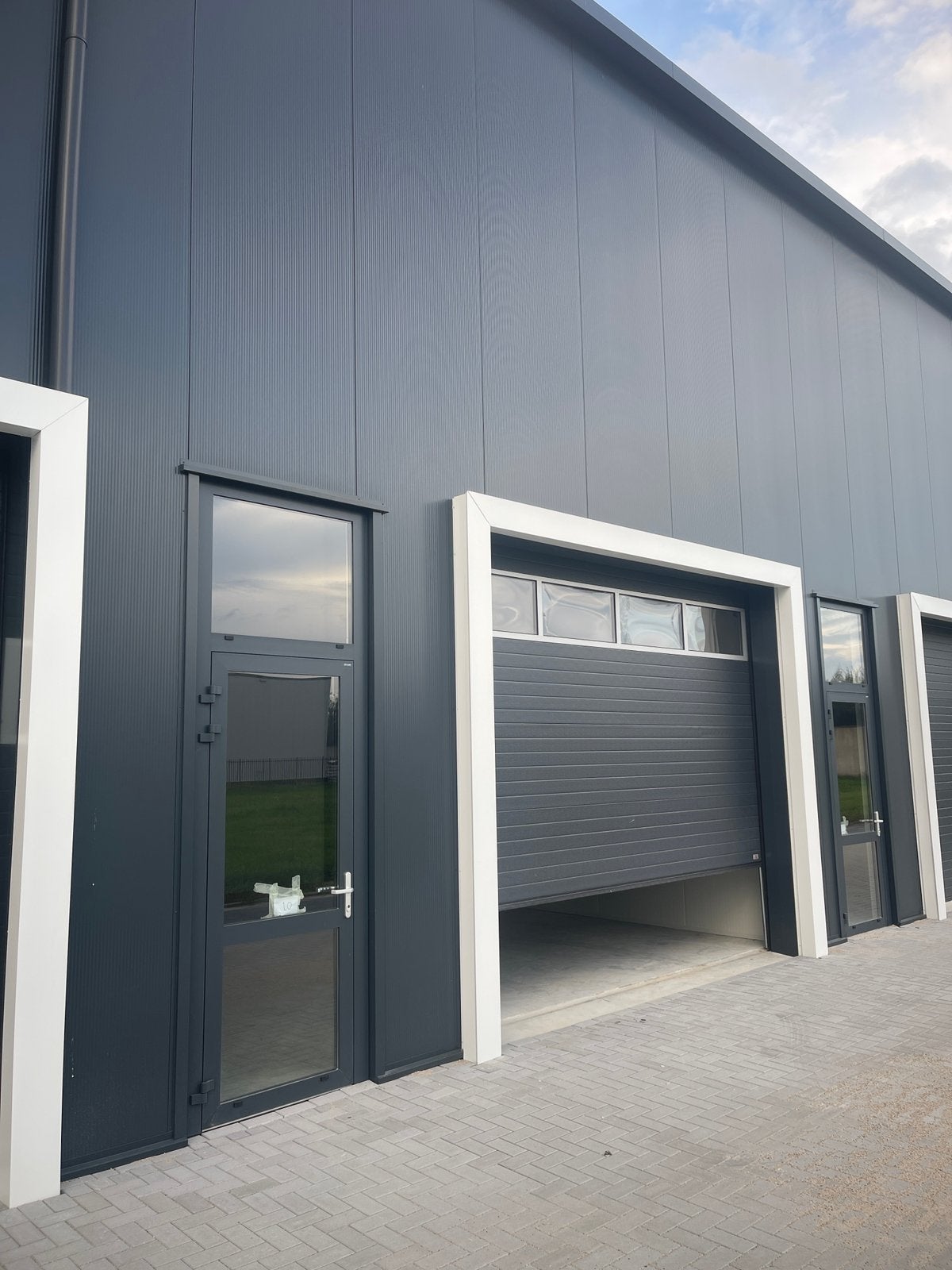 Te huur bedrijfsunit Kryptonstraat 26 A03 Wehl 52m2, 52 m², Huur, Bedrijfsruimte