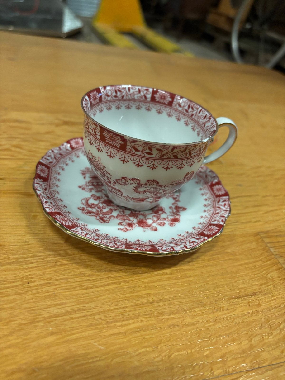 Kop en schotel Seltmann Weiden Bavaria rood wit, Antiek en Kunst, Ophalen of Verzenden