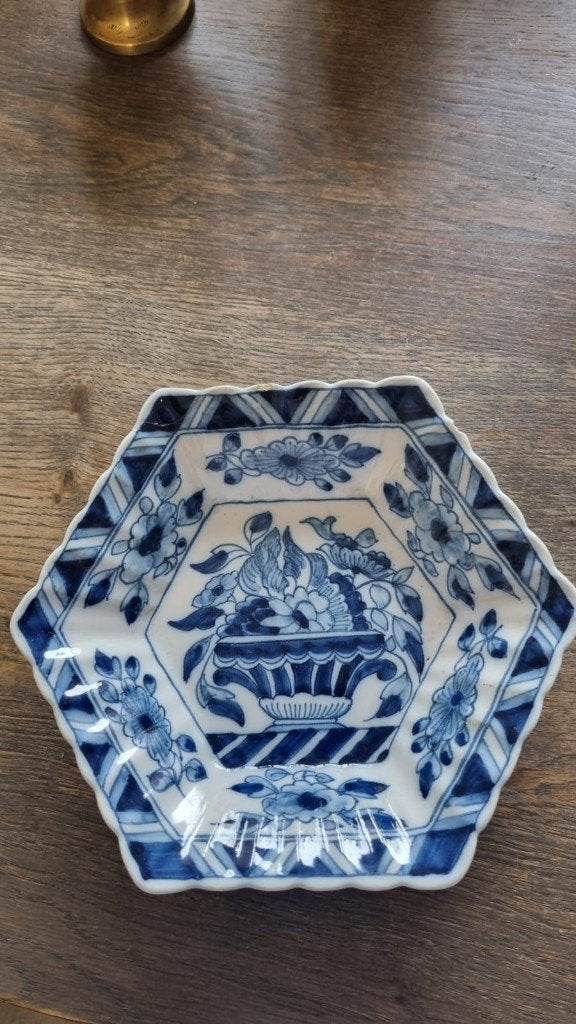 Zeshoekig sierbord/schaal Koninklijke Tichelaar, Antiek en Kunst, Ophalen of Verzenden