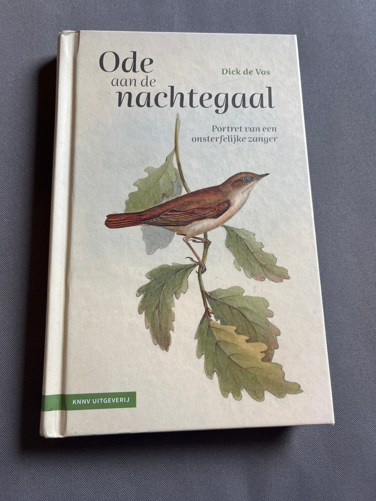 Ode aan de Nachtegaal - Dick de Vos (Knnv Uitgeverij), Boeken, Ophalen of Verzenden, Zo goed als nieuw, Vogels