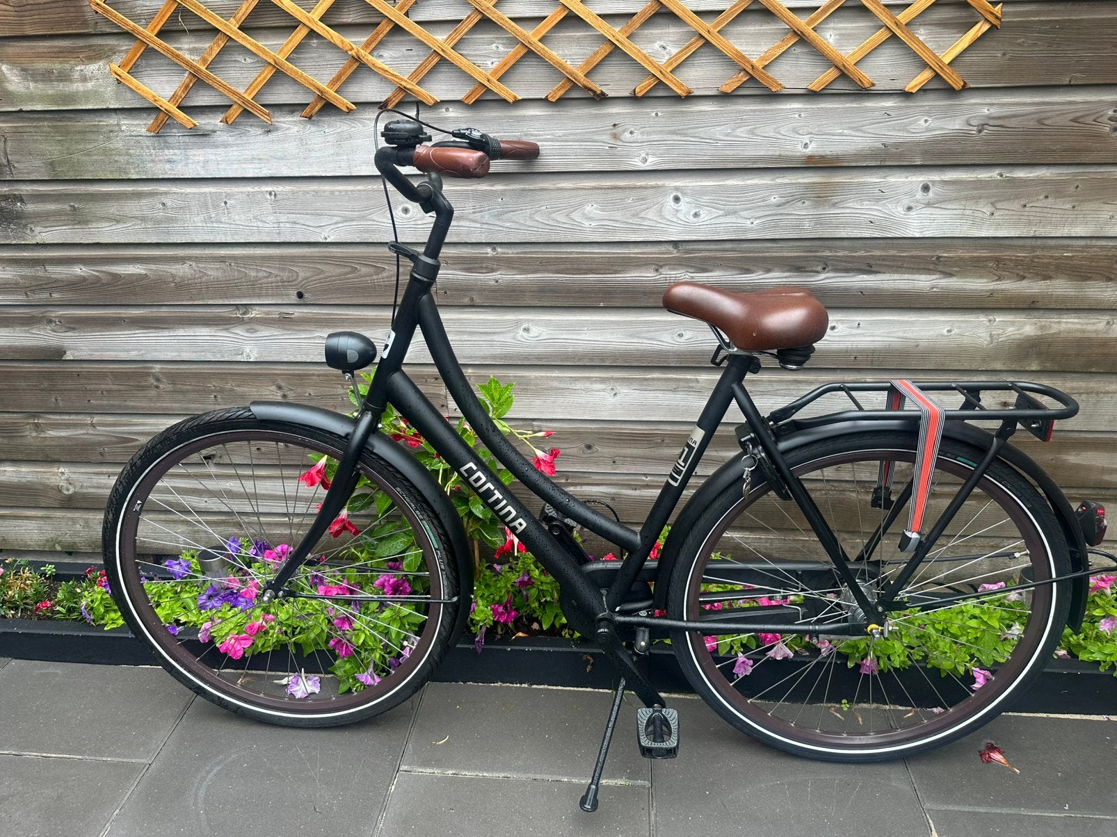 Een zeer nette Cortina U1 Transport 28 inch damesfiets., Ophalen, Terugtraprem, Versnellingen, 56 cm of meer