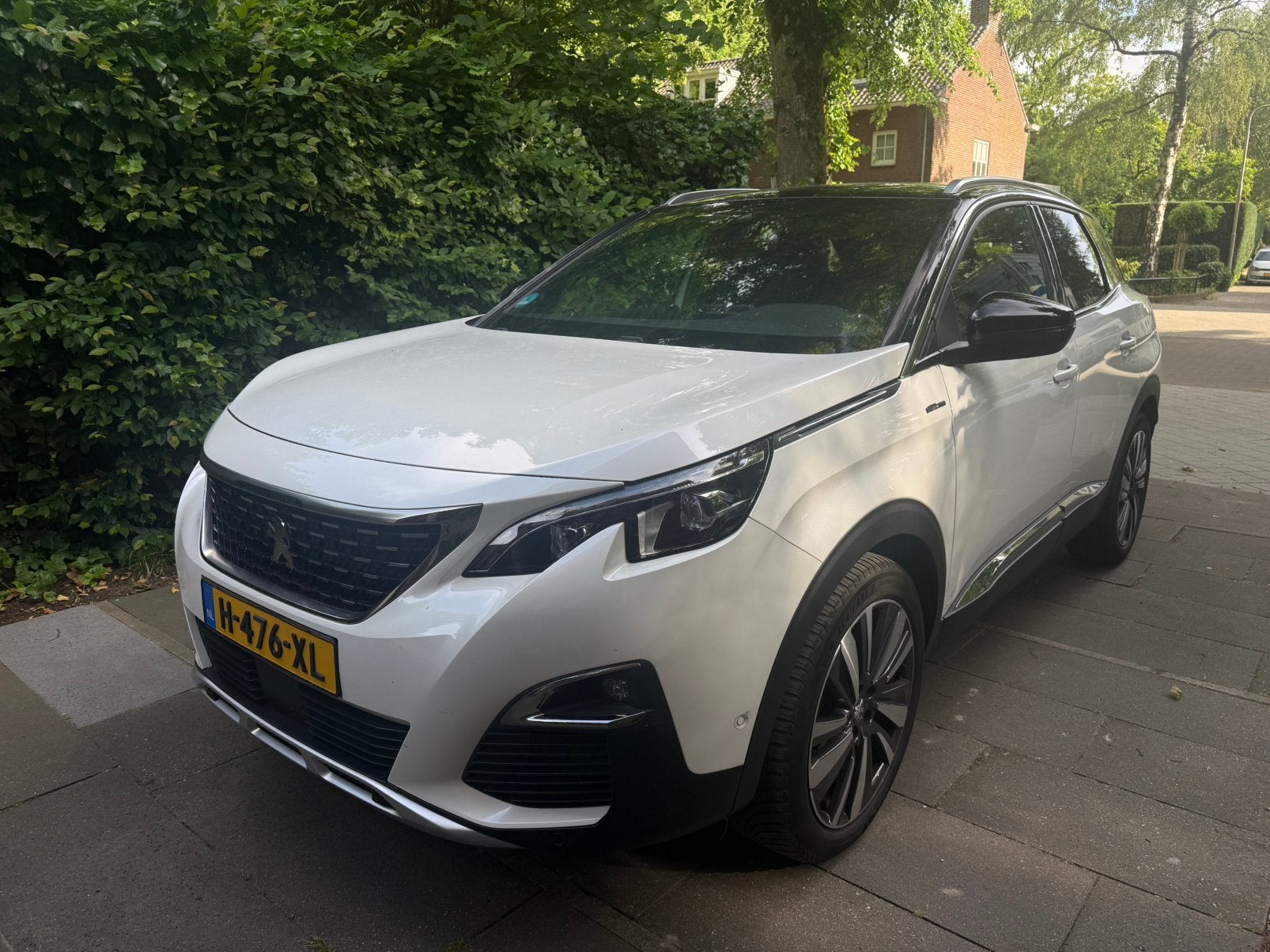 Peugeot 3008 1.2 Puretech GT Line 130pk  2020 Wit met Zwart, Voorwielaandrijving, 15 km/l, 1199 cc, Wit