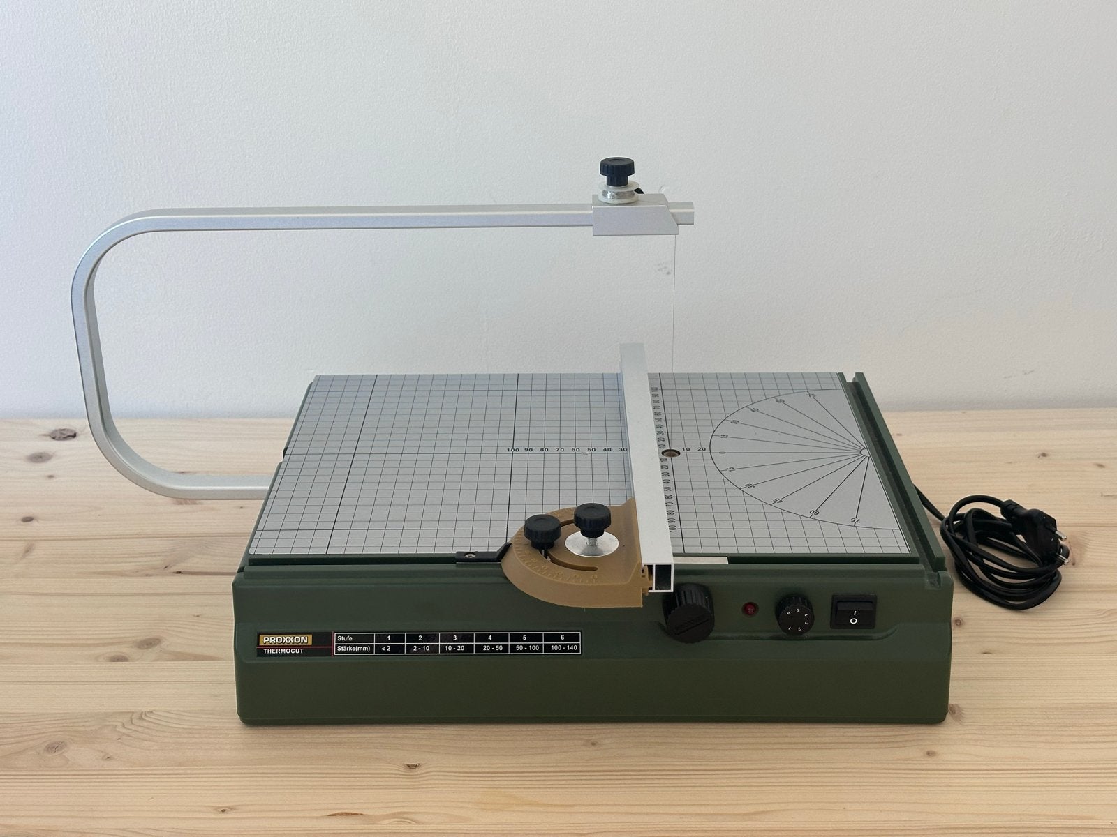 Proxxon Thermocut 230/E Gloeidraadzaag, Ophalen, Minder dan 30 mm, Overige typen, Zo goed als nieuw