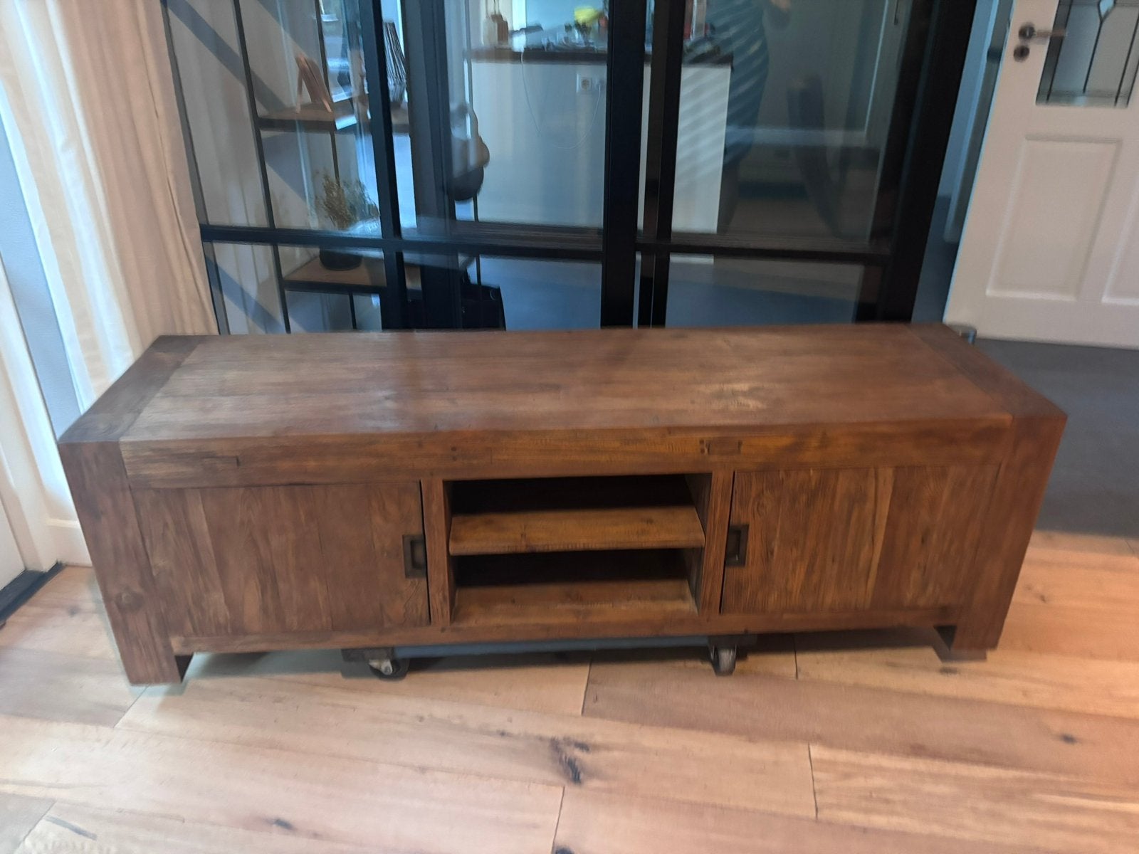 Tv meubel teak. Goed onderhouden. Zgan, Ophalen, 150 tot 200 cm, Zo goed als nieuw, Minder dan 100 cm