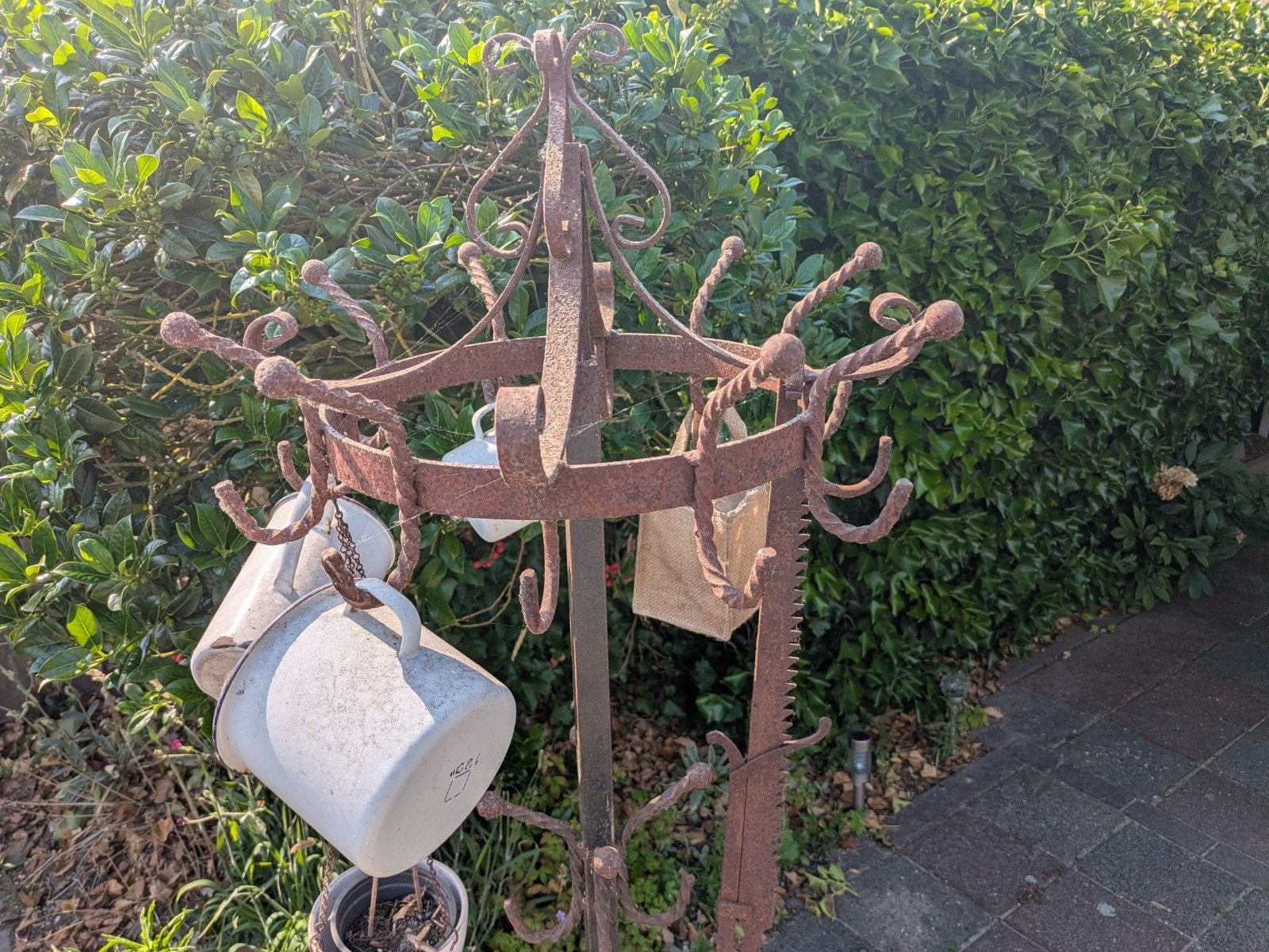 Kroon standaard incl emaille maatbekers, Ophalen