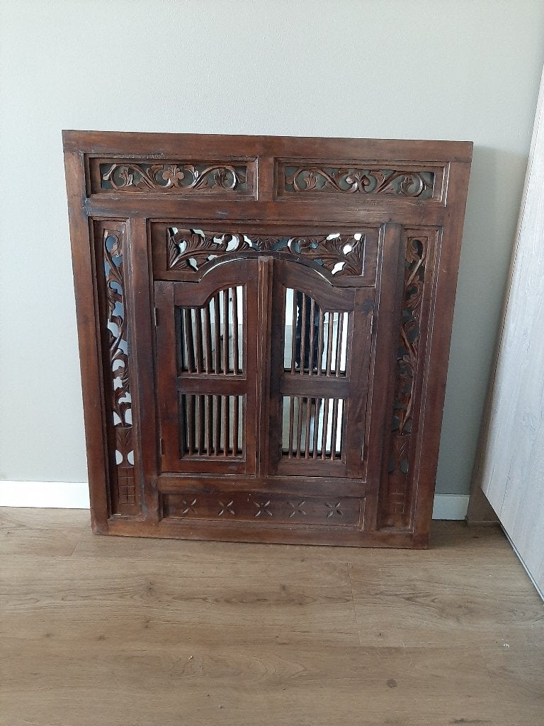 Balinese spiegel met deurtjes. Grote spiegel Bali, Ophalen, Zo goed als nieuw, Rechthoekig, Minder dan 100 cm