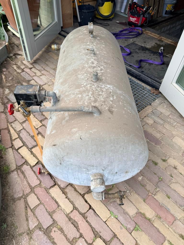 Hydrofoorpomp met drukvat voor bronbemaling en tuin, Tuin en Terras, Waterpompen, Ophalen, Gebruikt, Elektrisch, Hydrofoorpomp