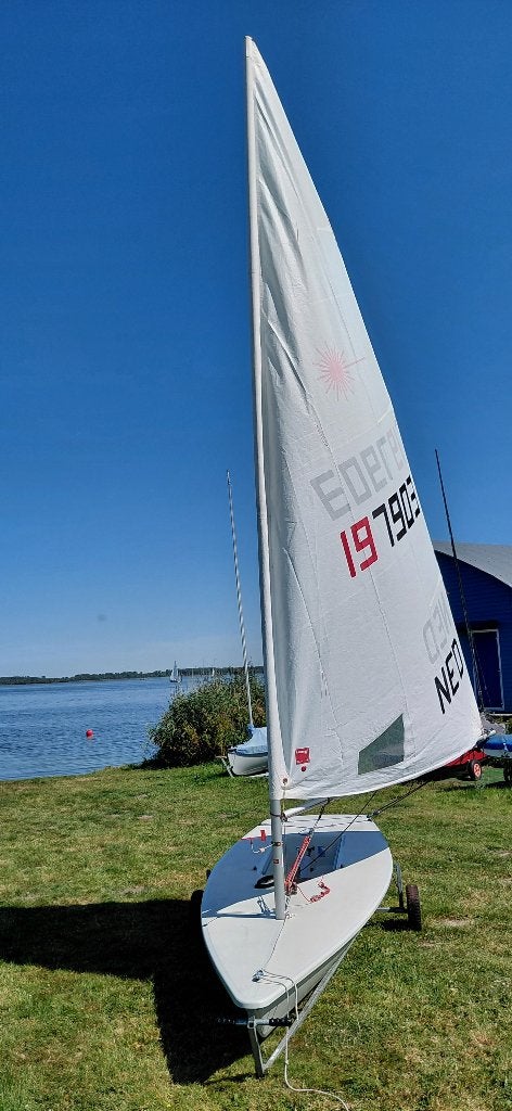 Ilca 7 Laser Zeilnummer 197903 incl. starttrailer, Watersport en Boten, Gebruikt, Ophalen, Minder dan 3 meter, Minder dan 15 m²