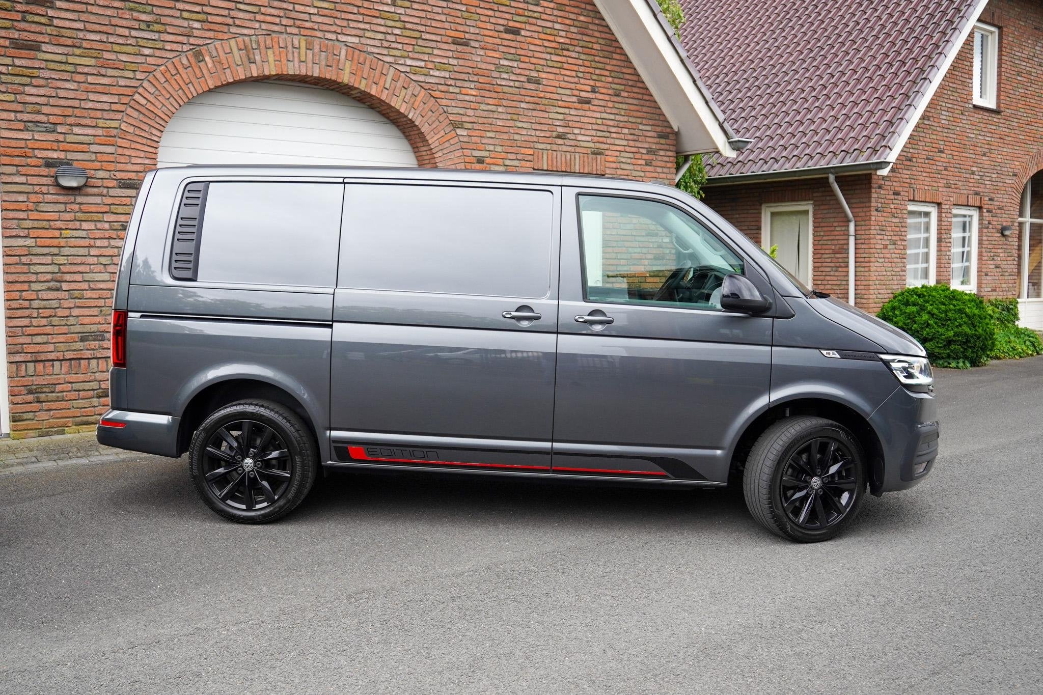 Volkswagen Transporter T6.1 Transporter Edition 150PK DSG L1, Stof, Gebruikt, Euro 6, 4 cilinders
