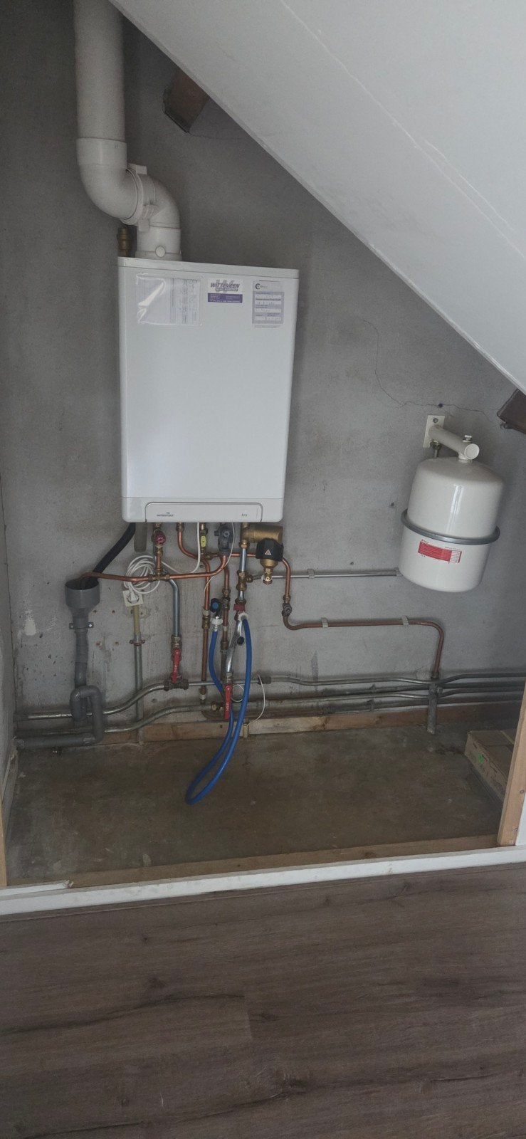 Intergas Kompakt HRE 28/24 A CV-ketel, Doe-het-zelf en Verbouw, Ophalen, Hoog rendement (Hr), Cv-ketel of Combi-ketel, Minder dan 60 cm