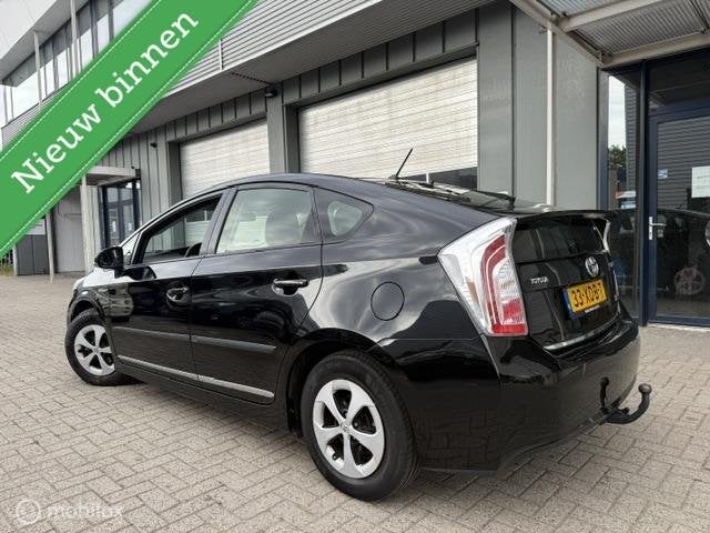 Toyota Prius 1.8 Comfort Trekhaak Camera, Auto's, Toyota, Euro 5, 136 pk, Gebruikt, 1340 kg