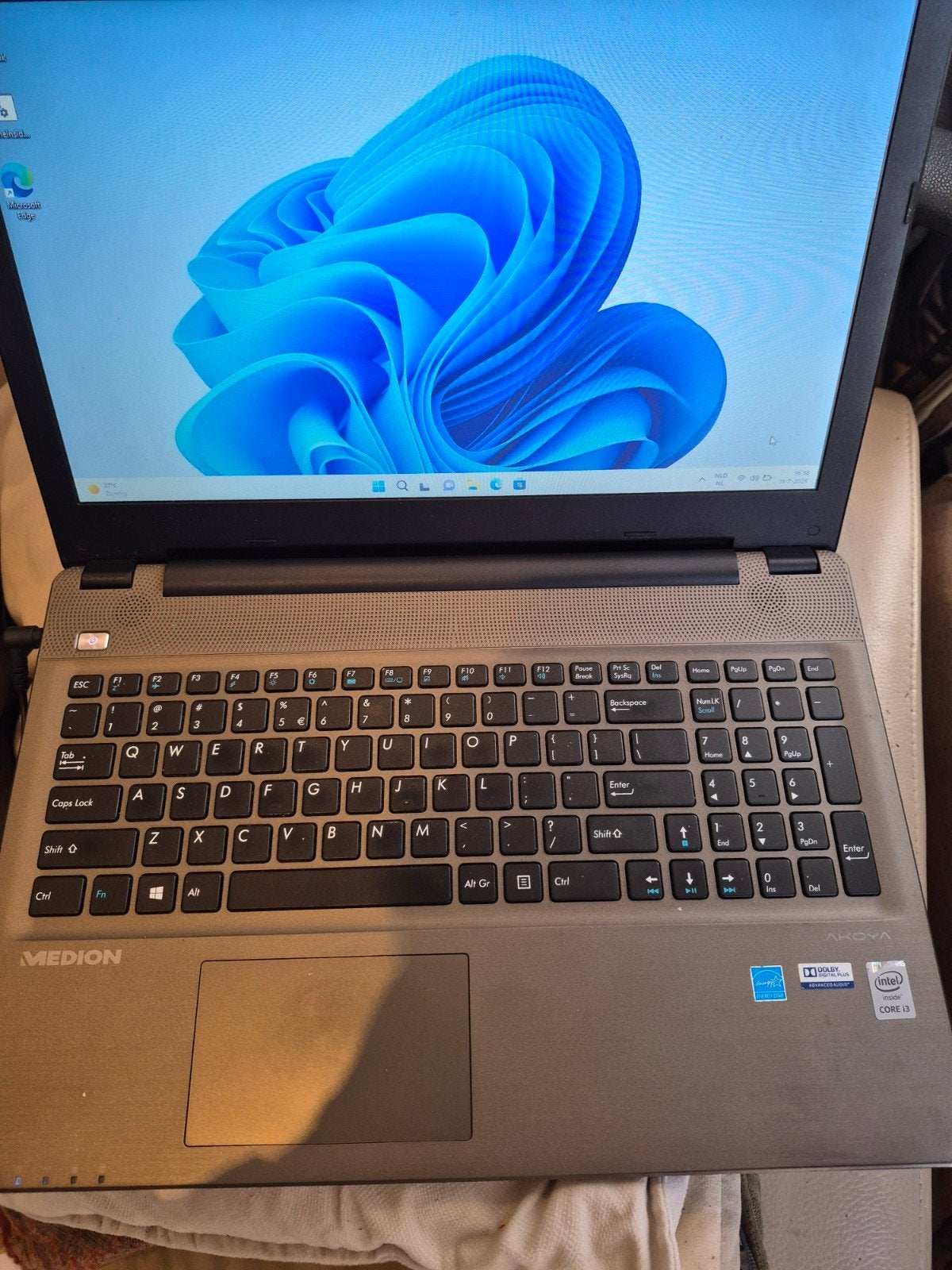 Medion Akoya Laptop - Intel Core i3 - Windows 11, Gebruikt, 2 tot 3 Ghz, 8 GB, Medion