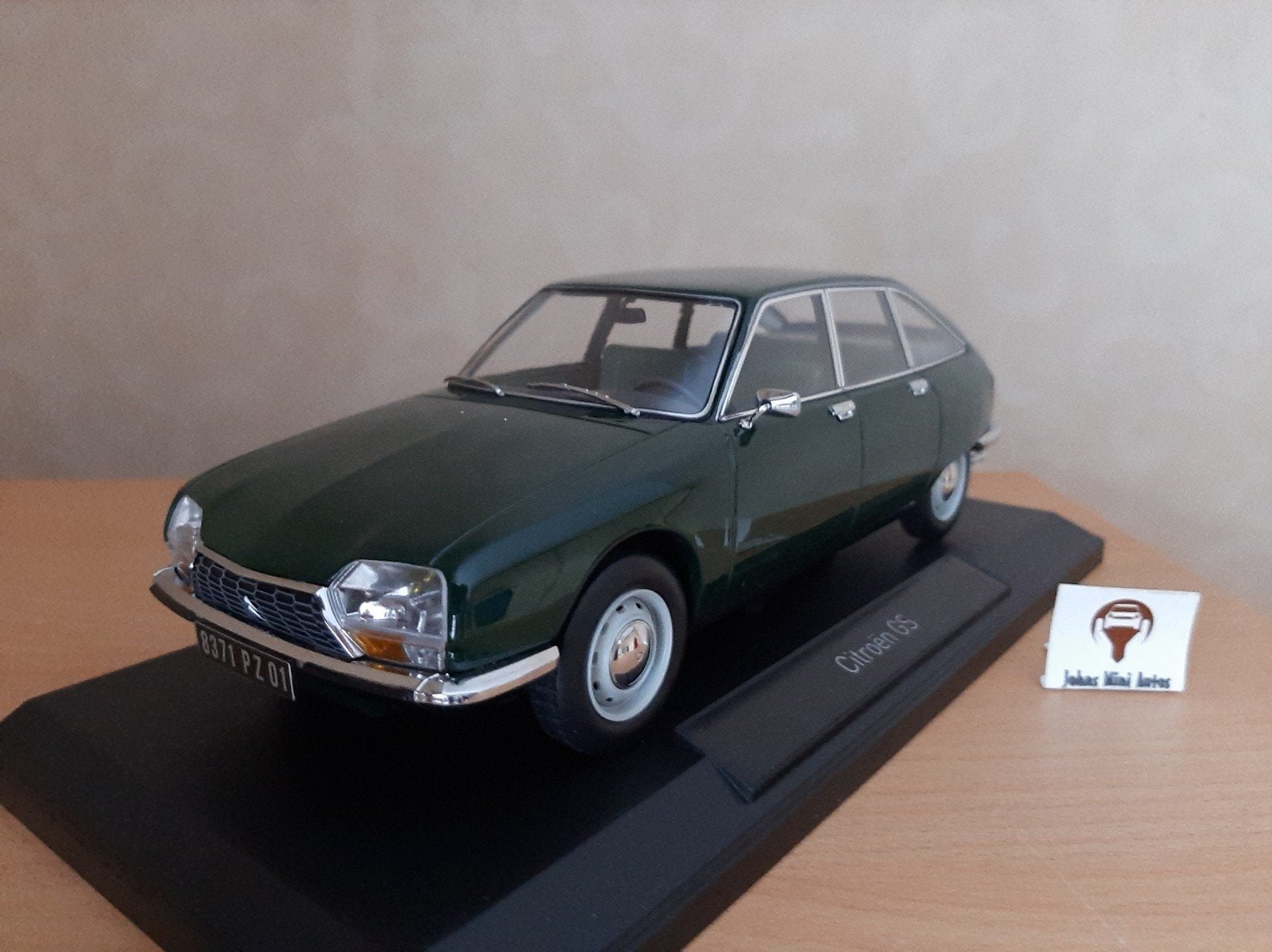 Citroën GS Club 1972 in Charmille Verte van Norev 1:18, Hobby en Vrije tijd, Auto, Norev, Ophalen of Verzenden, Norev