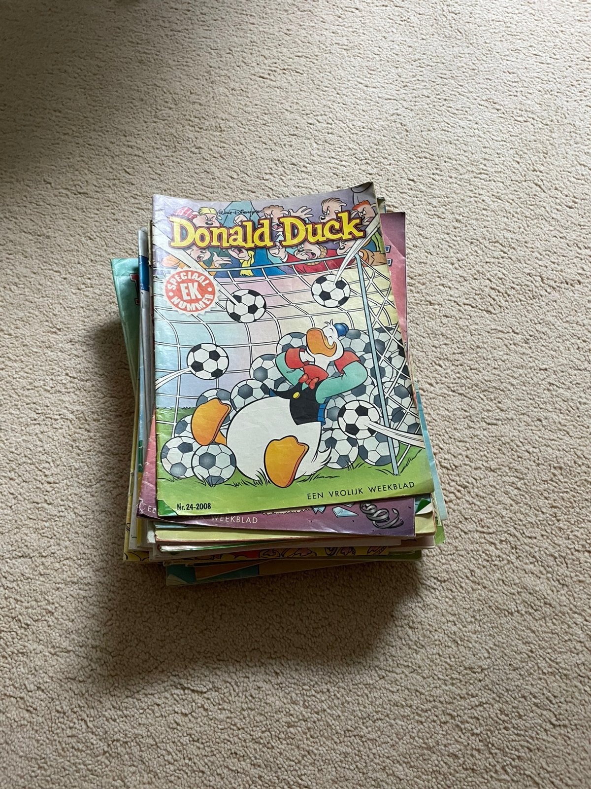 Mooie donald ducks, Boeken, Meerdere comics, Ophalen of Verzenden, Gelezen, Europa
