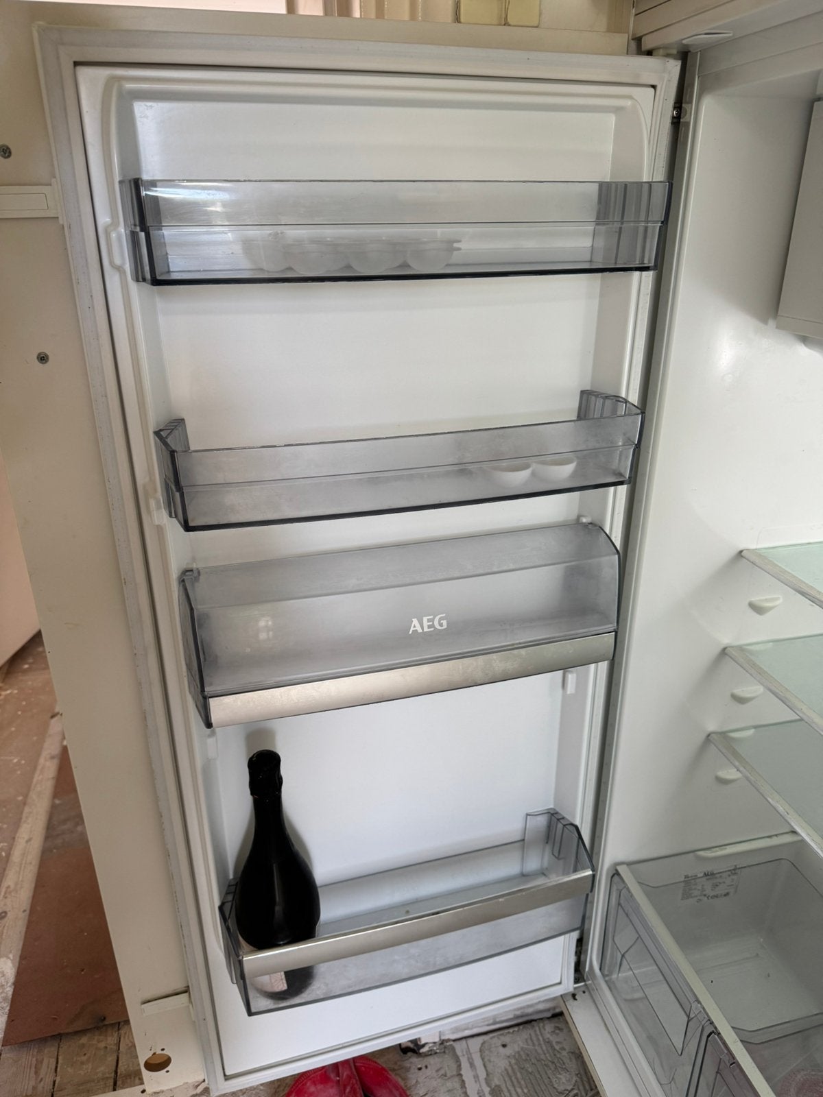 AEG Built-in Fridge with Freezer Compartment –Good Condition, Ophalen, Gebruikt, 200 liter of meer, 160 cm of meer