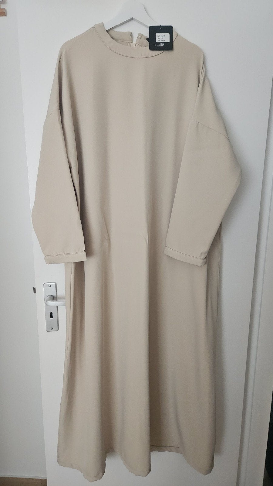 2-delige Kimono/Abaya met binnenjurk - Zware kwaliteit, Ophalen of Verzenden, Nieuw, Maat 46/48 (XL) of groter, Beige