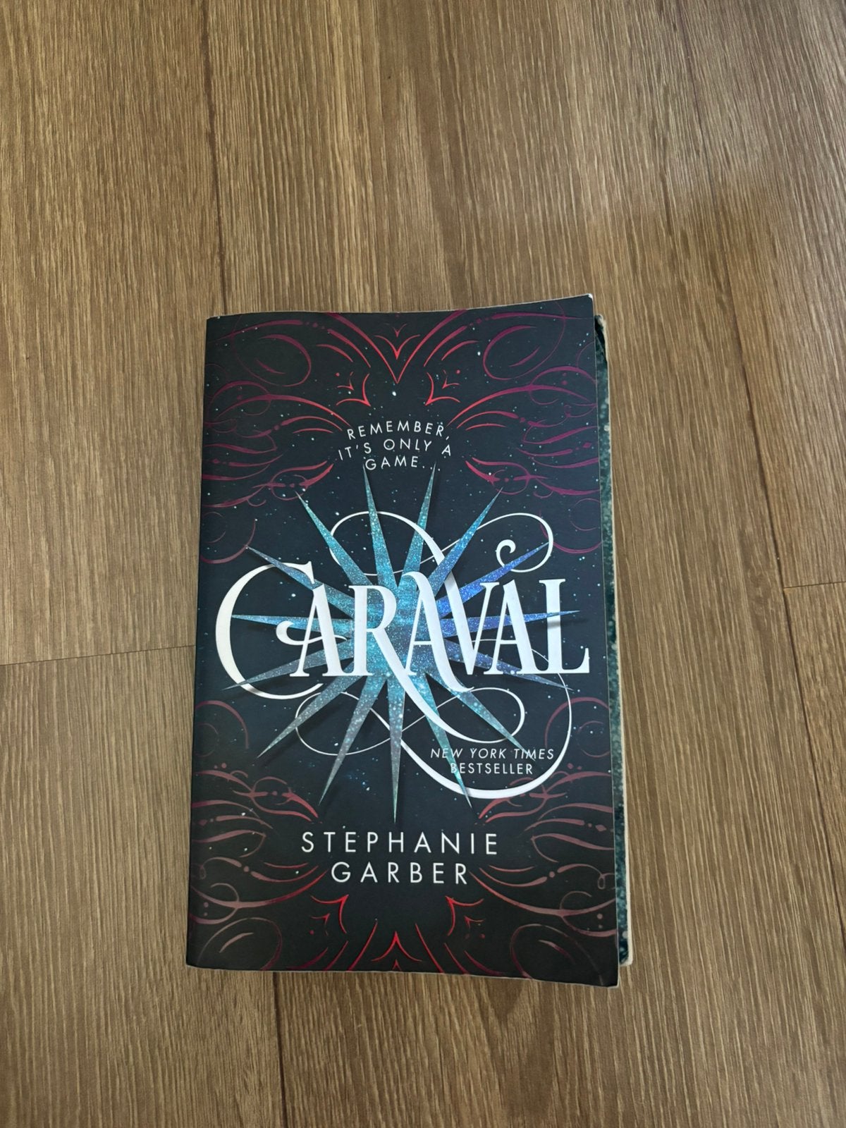 Caraval, stephanie garber (engelstalig), Ophalen of Verzenden, Gelezen