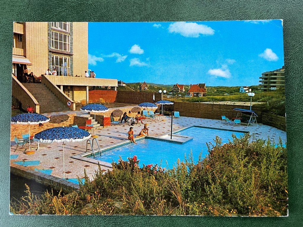 ansichtkaart van Bergen aan Zee ; Hotel Nassau-Bergen 1., Verzenden, 1980 tot heden, Noord-Holland