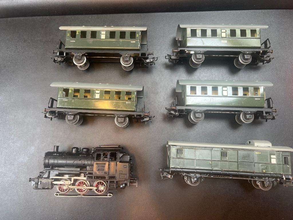 Marklin Lokaalbaan set BR 89 + 5 wagens H0 AC, Wisselstroom, Gebruikt, Locomotief, Verzenden