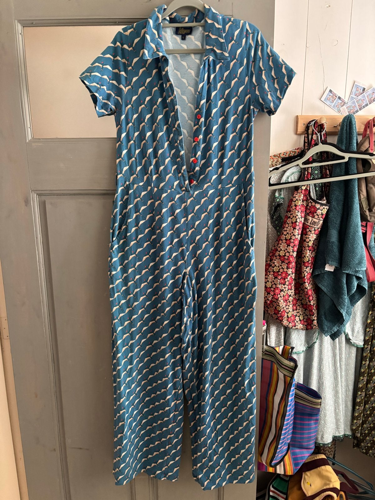 Stijlvolle Jumpsuit met Kraanvogelprint - La Famour, Ophalen of Verzenden, Gedragen, Maat 42/44 (L), Blauw