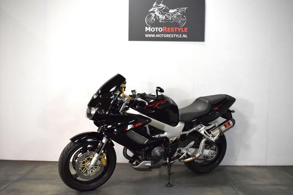 HONDA VTR 1000 F FIRESTORM (bj 1999), 2 cilinders, HONDA, Bedrijf, Onbekend