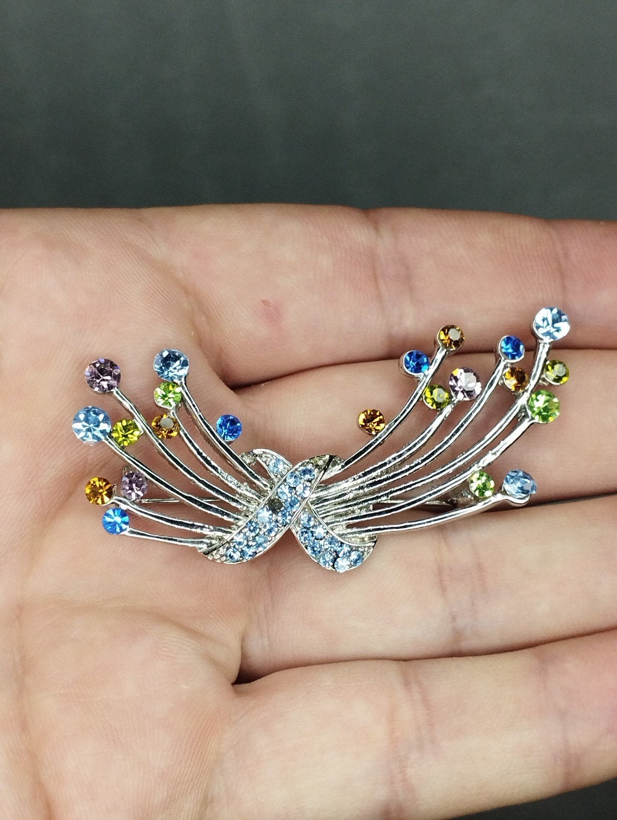 prachtige vintage broche, Ophalen of Verzenden, Zo goed als nieuw, Zilver, Overige materialen