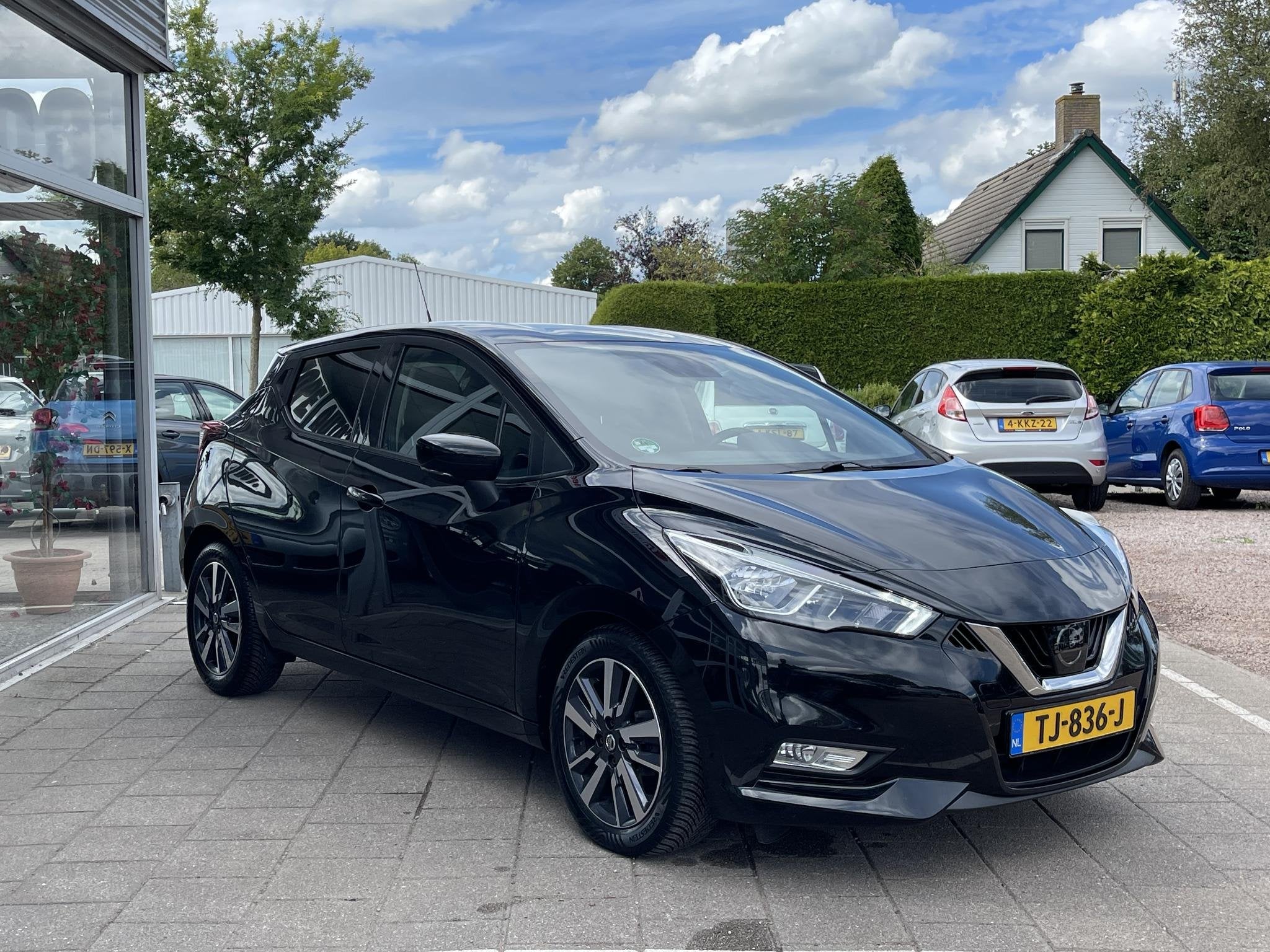 Nissan Micra 0.9 IG-T N-Connecta /Cruise/Clima/Achteruitrij, 898 cc, Stof, Euro 6, 525 kg