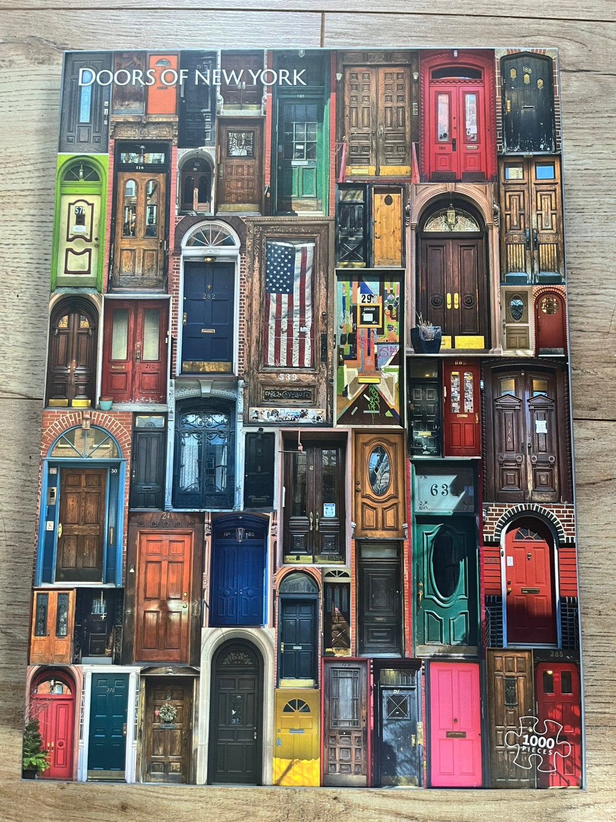 Vennerod puzzel 1000 stukjes Doors of New York, Hobby en Vrije tijd, Ophalen of Verzenden, 500 t/m 1500 stukjes, Zo goed als nieuw