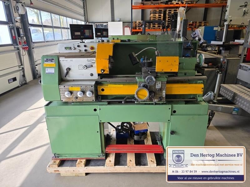 Draaibank ZMM CU 325 metaal draaibank HU 310 VAR 750 Huvema, Ophalen, Gebruikt, Metaaldraaibank, 500 tot 1000 mm