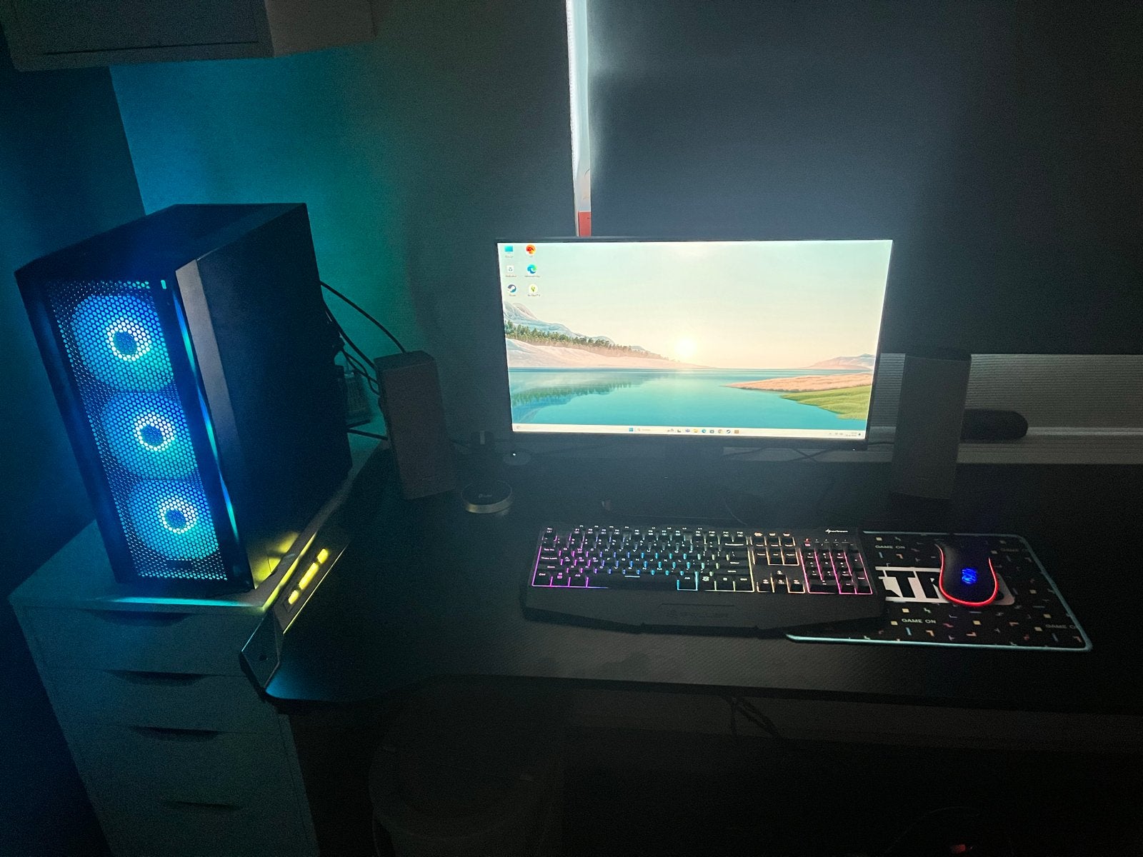 Complete Gaming PC Setup met RGB Verlichting incl.monitor, Computers en Software, Desktop Pc's, Ophalen, Met monitor, Zo goed als nieuw