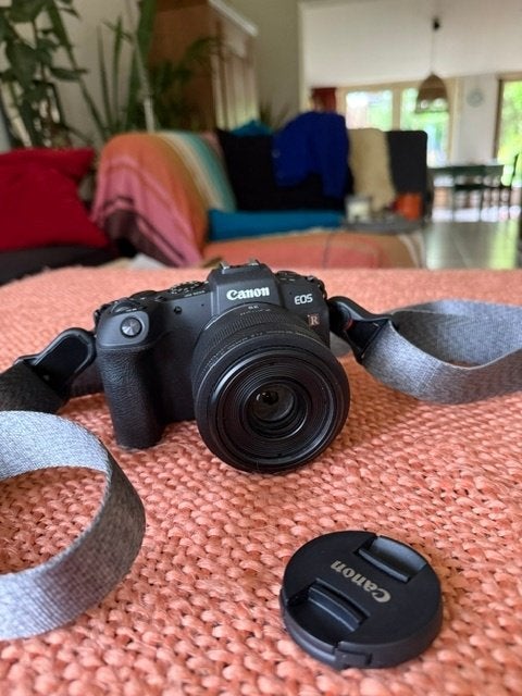 Canon EOS RP body plus 2 lenzen en extra's, Ophalen, Zo goed als nieuw, Canon, Minder dan 4 keer