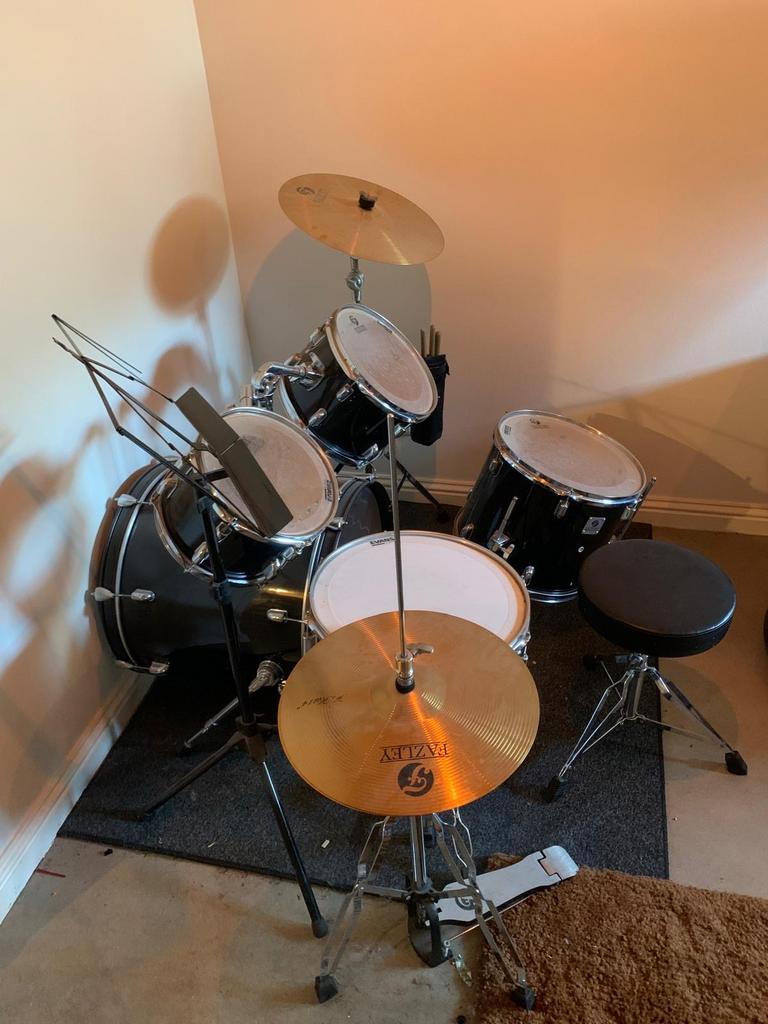 Zo goed als nieuw drumstel - Fazley FDK-100-BK Spirit Basic, Muziek en Instrumenten, Drumstellen en Slagwerk, Ophalen of Verzenden