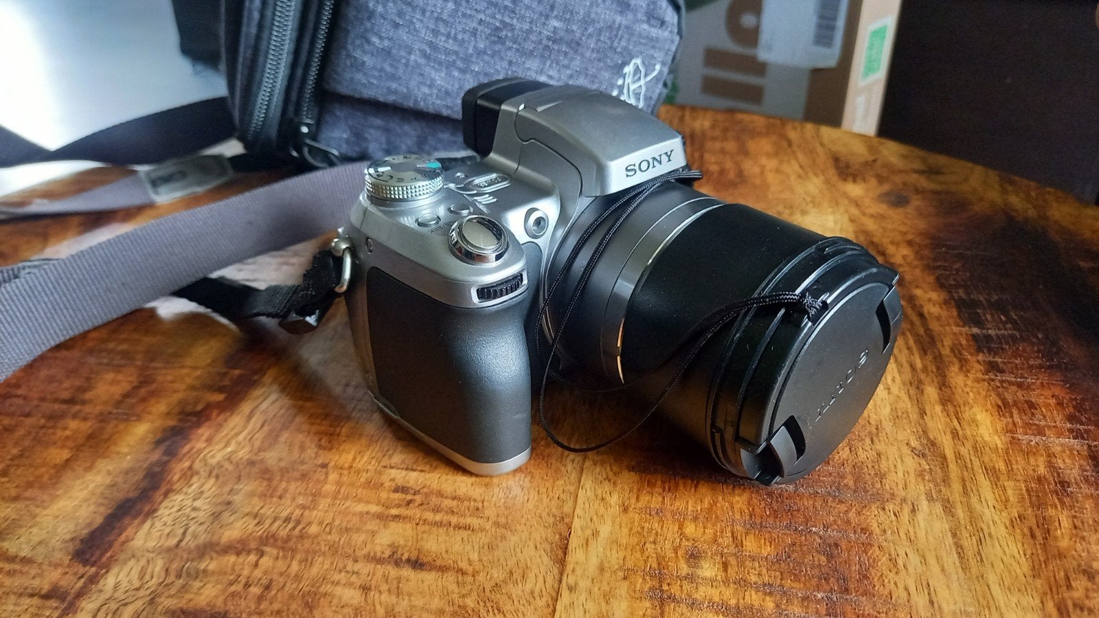 Sony Cyber-shot DSC-H1 camera met accessoires, Audio, Tv en Foto, Beeldstabilisatie, Gebruikt, Lensdop, Ophalen of Verzenden