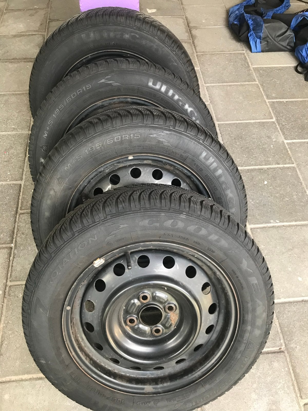 Banden met velgen 195/60R15, Ophalen of Verzenden, Gebruikt