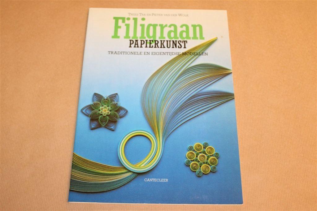 Filigraan Papierkunst — Quilling Modellen Traditie & Modern, Ophalen of Verzenden, Gelezen, Overige onderwerpen