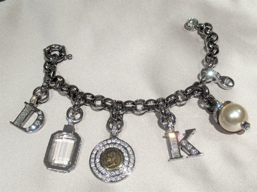 Dyrberg/Kern bedelarmband met kristallen en parel, Overige materialen, Verzenden, Nieuw, Met bedels of kralen