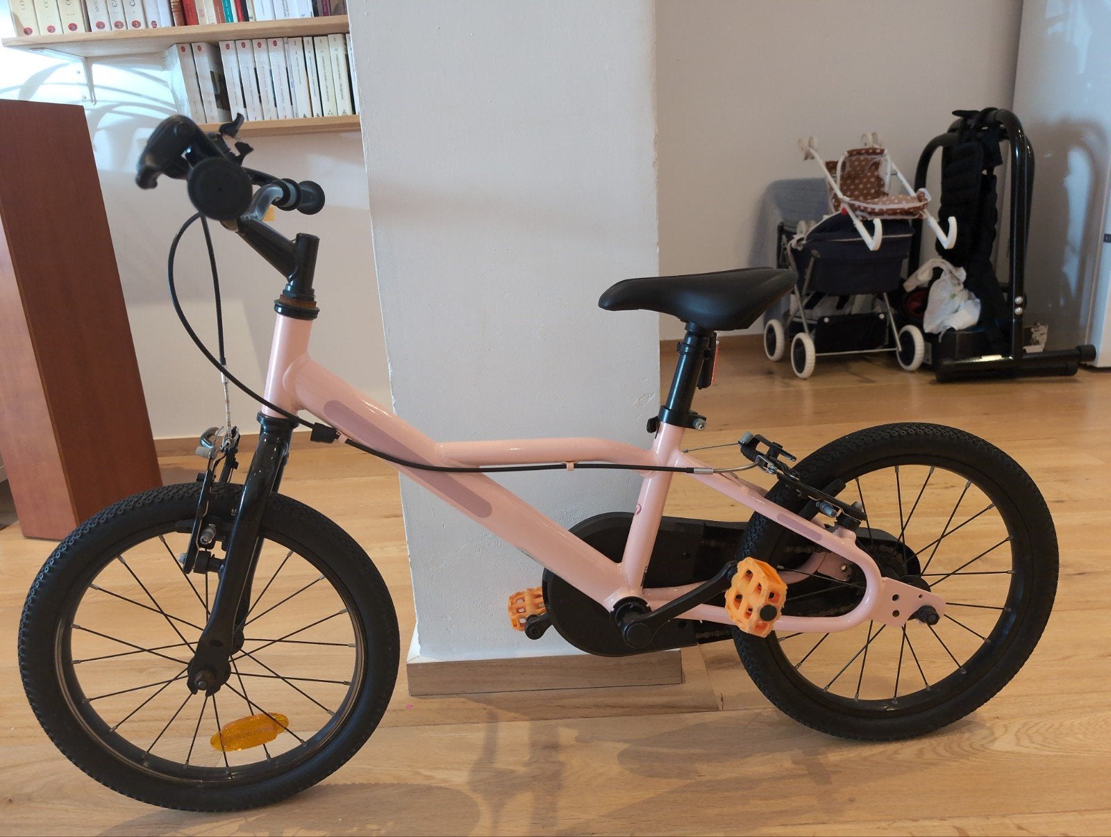 Roze kinderfiets 16 inch - Zo goed als nieuw, Ophalen, 16 tot 20 inch, Zo goed als nieuw, Onbekend