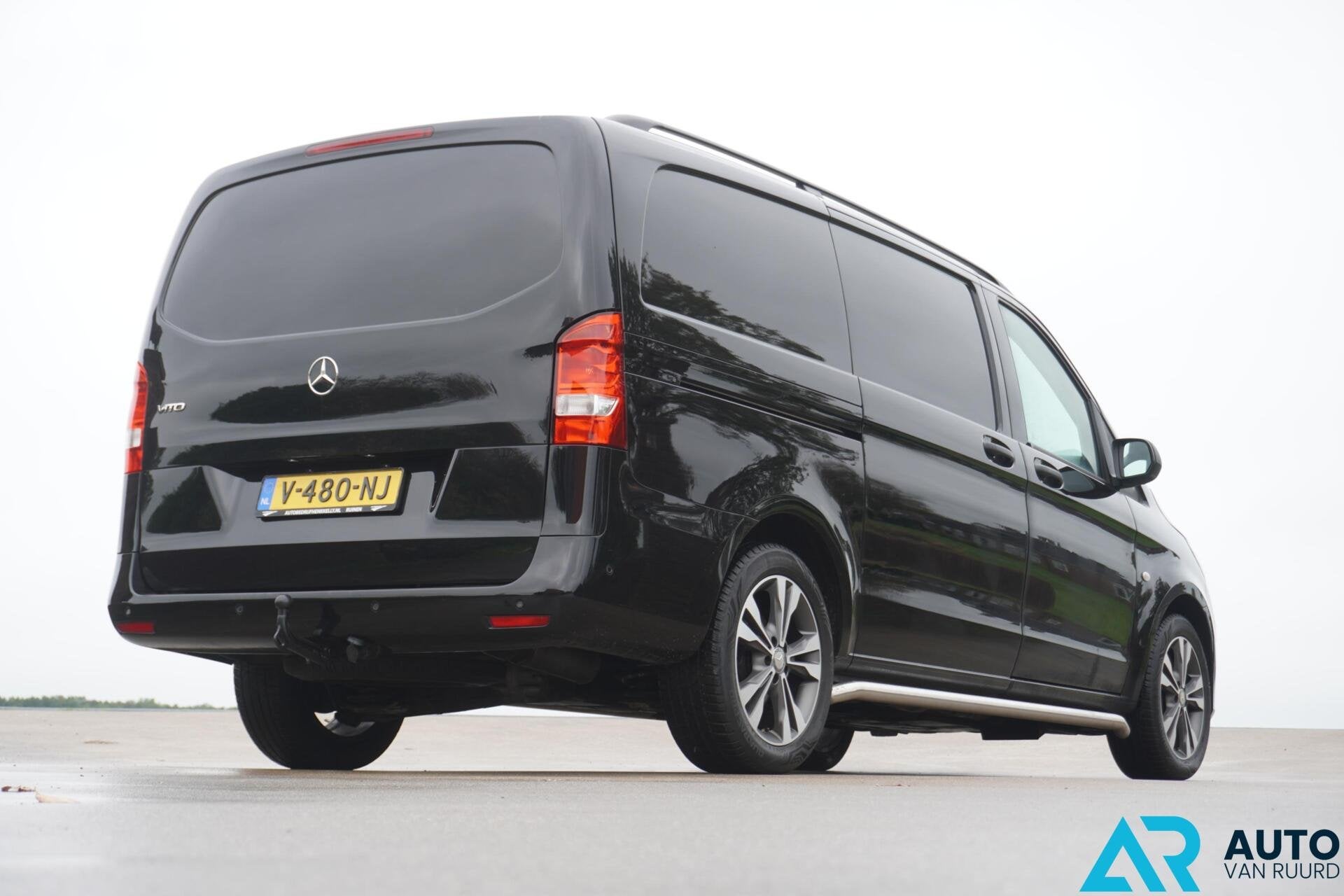 Mercedes Vito 116 CDI * LED * Automaat * 160 PK * Trekhaak, Auto's, Gebruikt, 4 cilinders, 2500 kg, Bedrijf