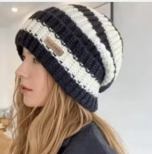 Warme gebreide muts / beanie gestreept voor dames, Ophalen of Verzenden, Nieuw, Maat 38/40 (M), Muts