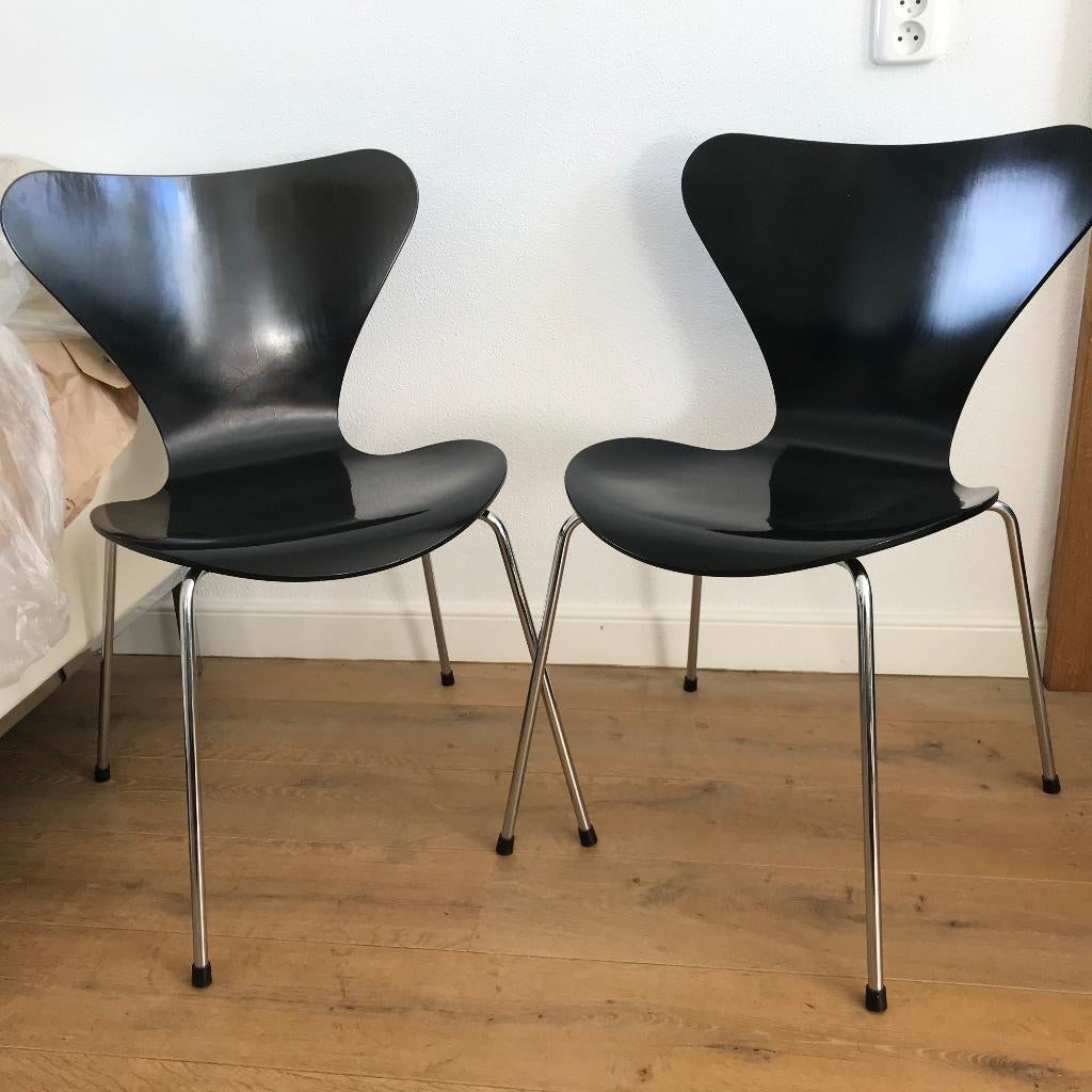 2 Vintage Fritz Hansen 3107 vlinder stoel zwart, Gebruikt, Zwart, Ophalen of Verzenden, Nvt