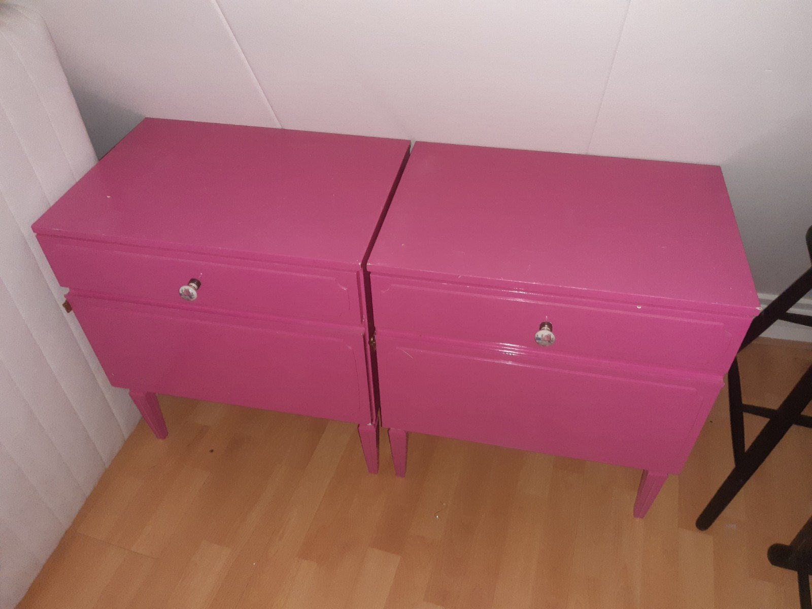 Twee leuke roze kastjes in goede staat, Ophalen, Zo goed als nieuw