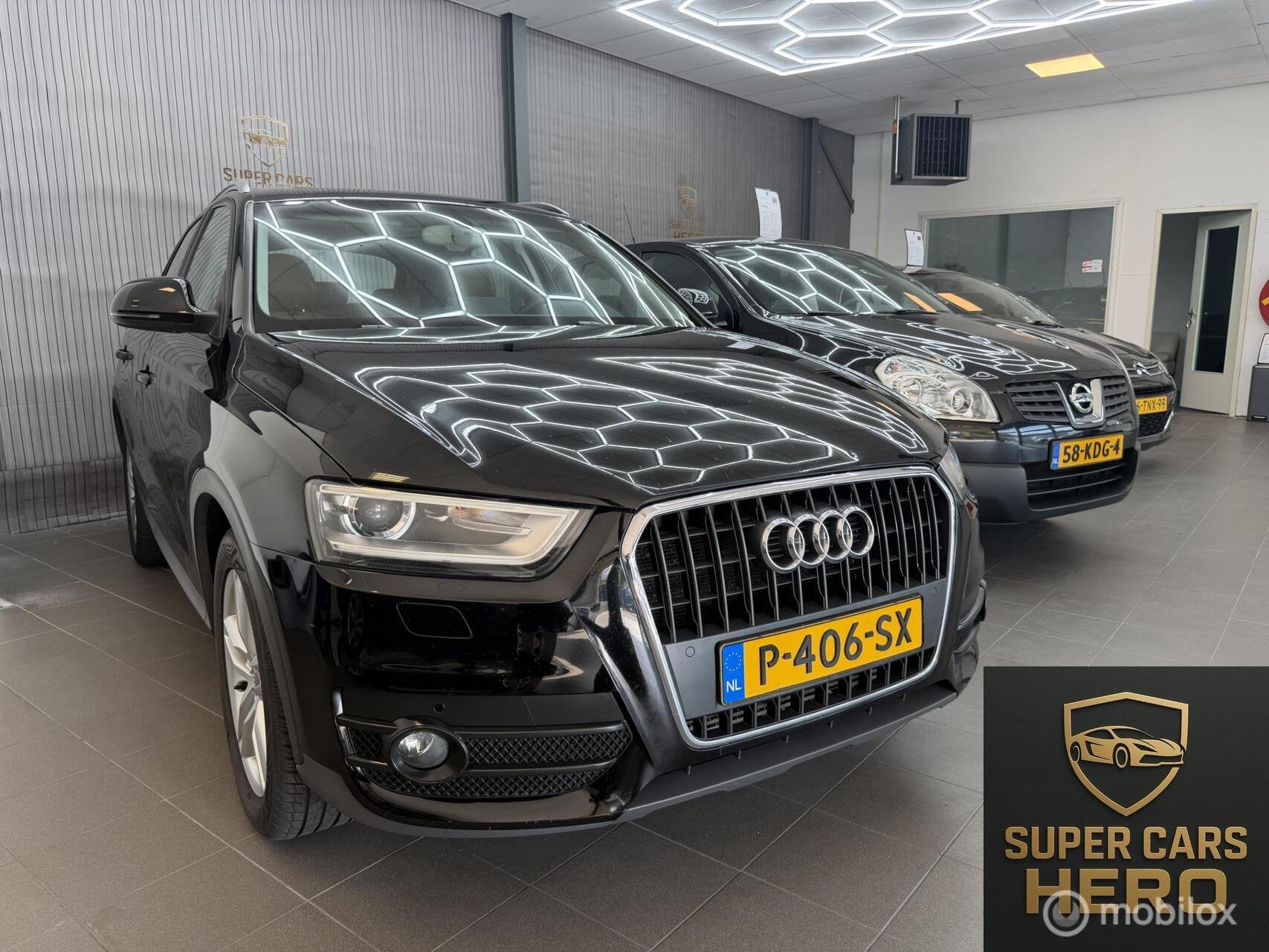 Audi Q3 2.0 TFSI quattro, Euro 5, Gebruikt, 4 cilinders, Zwart