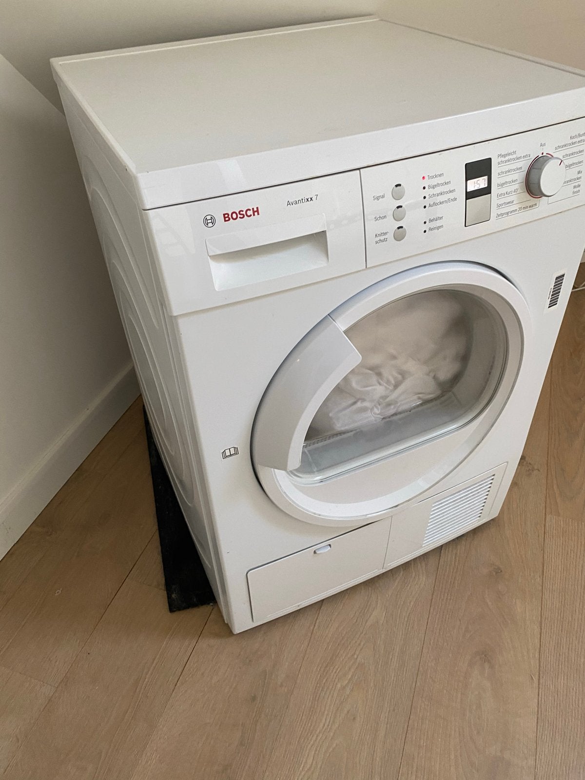 Bosch Avantixx 7 Condensdroger - VANDAAG OPHALEN, Ophalen, 6 tot 8 kg, Zo goed als nieuw, Voorlader